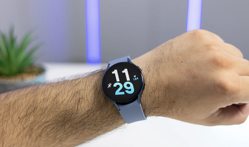 消息称三星拟调整“旧款 Galaxy Watch 智能手表”系统更新政策：停止大版本升级、仅提供安全更新