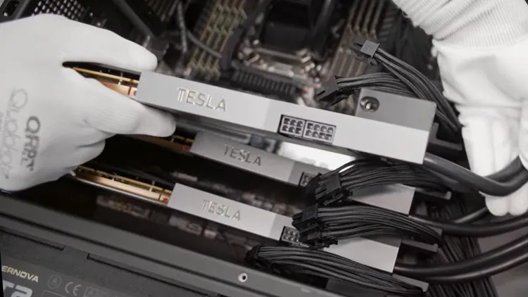 英伟达瞄准 AI 软件订阅收入，黄仁勋提出每块 GPU 每年约 2000 美元