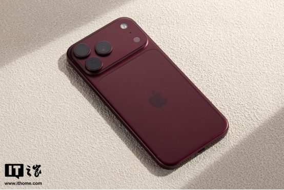 倍思推出 iPhone 18 Pro 配件三件套，新机防护、安全充电一次集齐