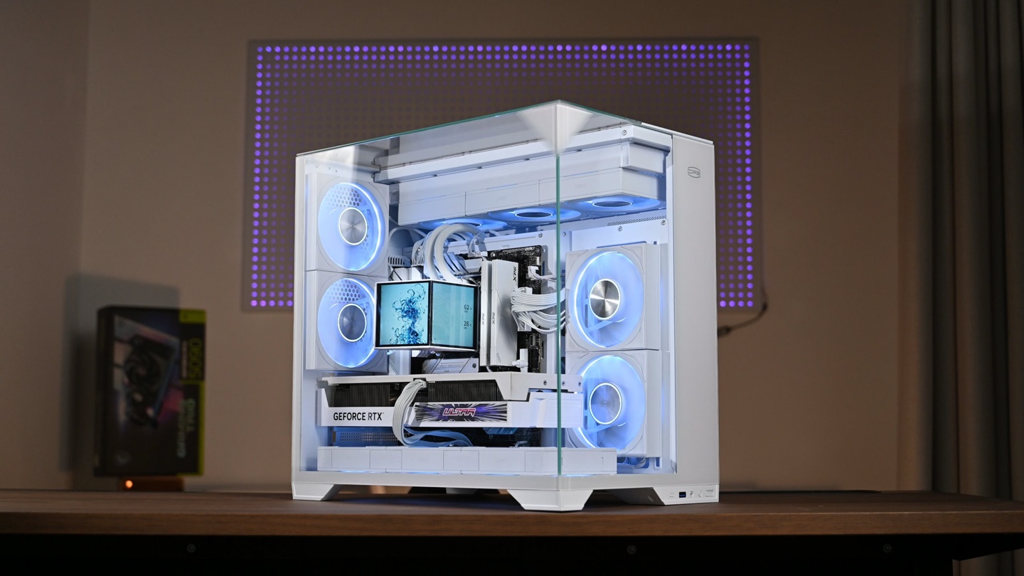 超频三推出 C3 N400 机箱：三面玻璃 5 槽 M-ATX，支持双后置风扇